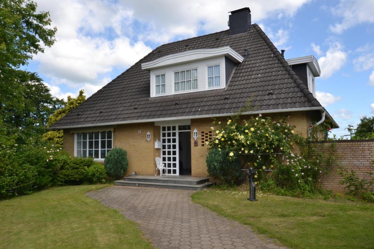 Eindecker - Studioapartment Im Erdgeschoss Mit Gartenmitbenutzung เฟลนส์บวร์ก ภายนอก รูปภาพ