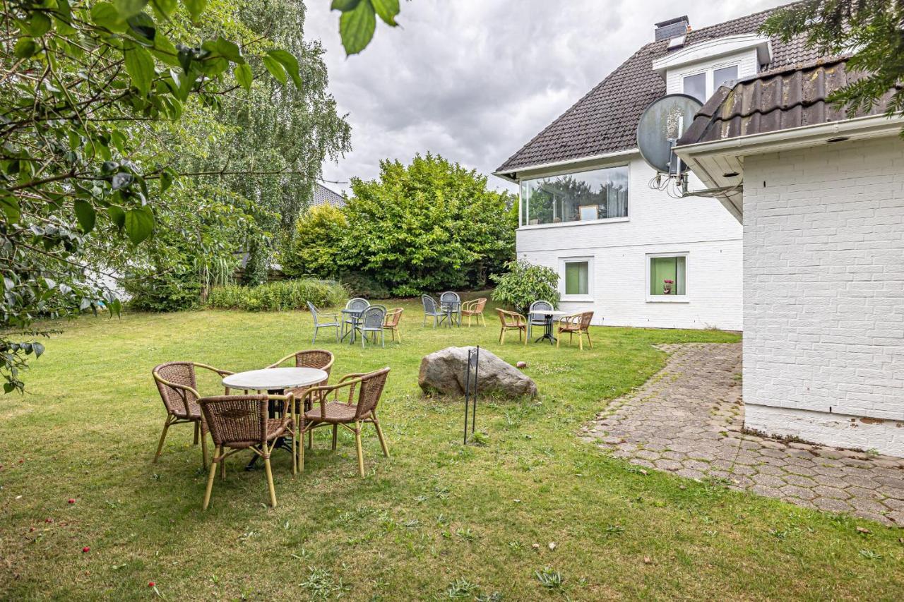 Eindecker - Studioapartment Im Erdgeschoss Mit Gartenmitbenutzung เฟลนส์บวร์ก ภายนอก รูปภาพ