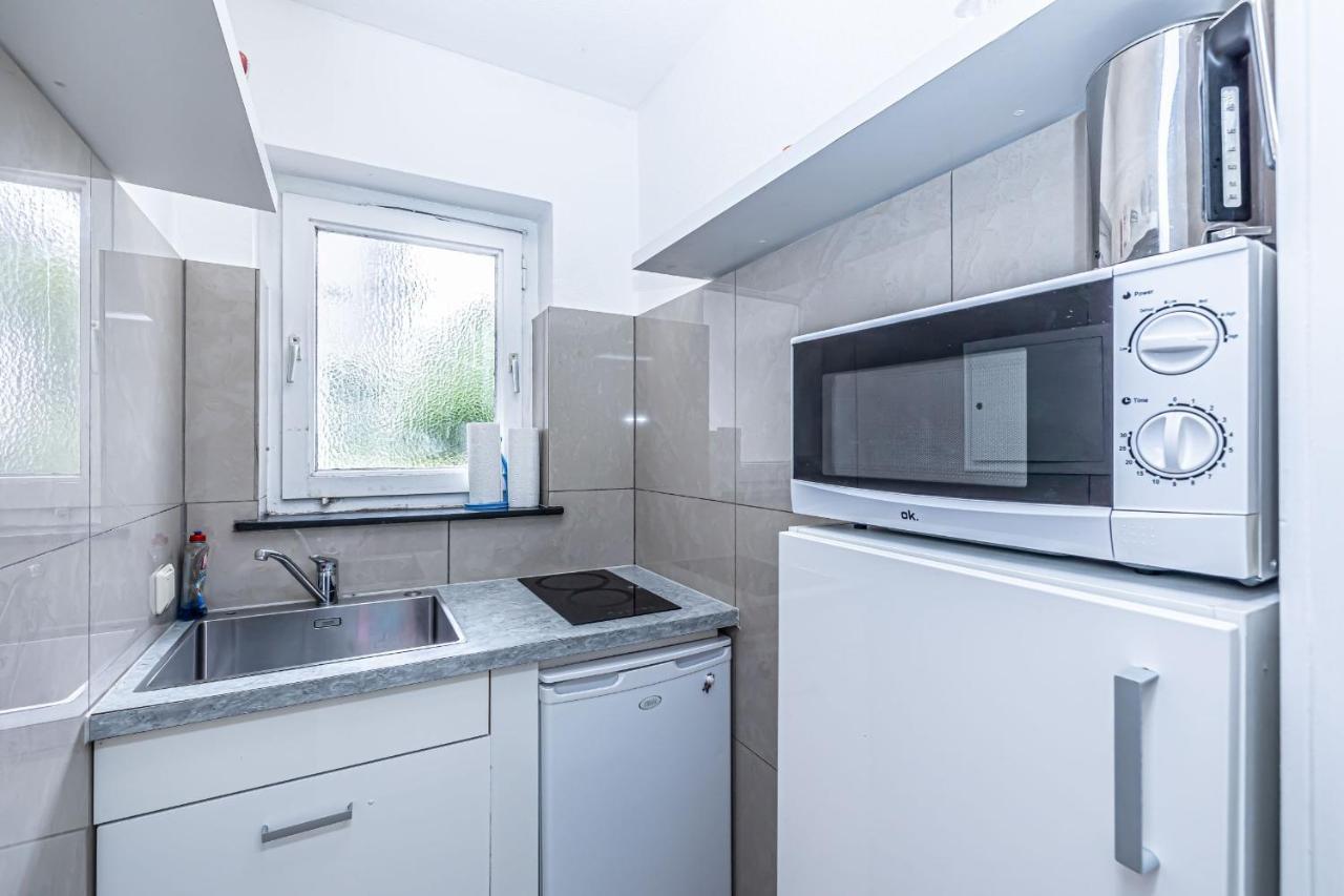 Eindecker - Studioapartment Im Erdgeschoss Mit Gartenmitbenutzung เฟลนส์บวร์ก ภายนอก รูปภาพ